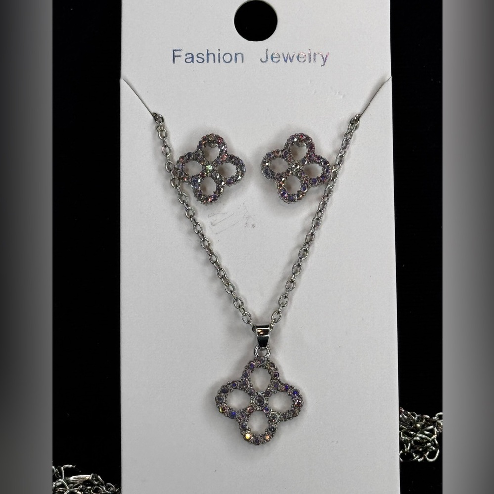 Silver Tone Iridescent Crystal Clover Necklace & Earring Set 16-18 inch